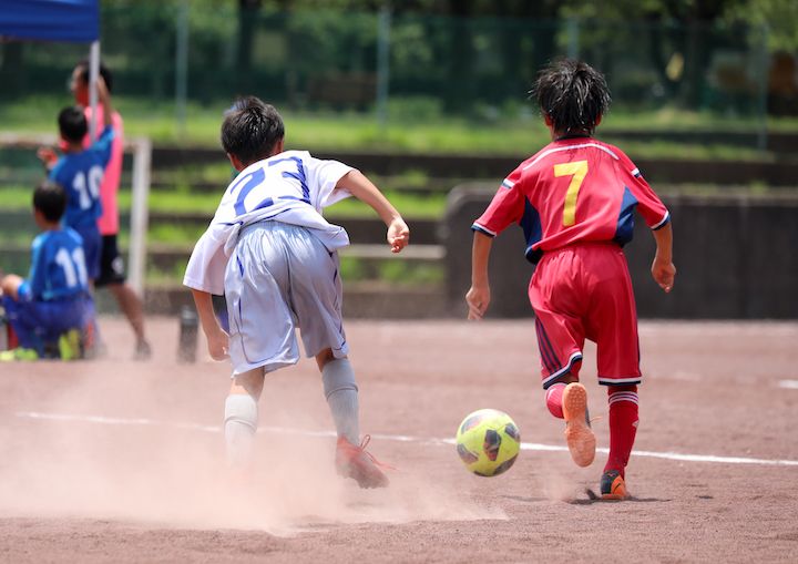 子どもの発育におすすめしたいスポーツとその理由を解説
