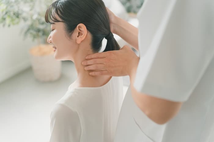 胸鎖乳突筋の効果的な鍛え方とストレッチ方法