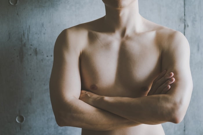 胸骨とは？筋トレでの役割や特徴を解説