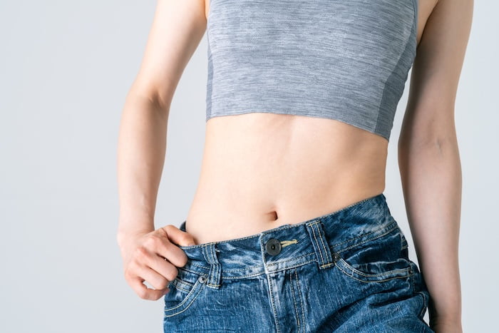 くびれ作りに重要な腹斜筋と効果的な筋トレ方法を解説